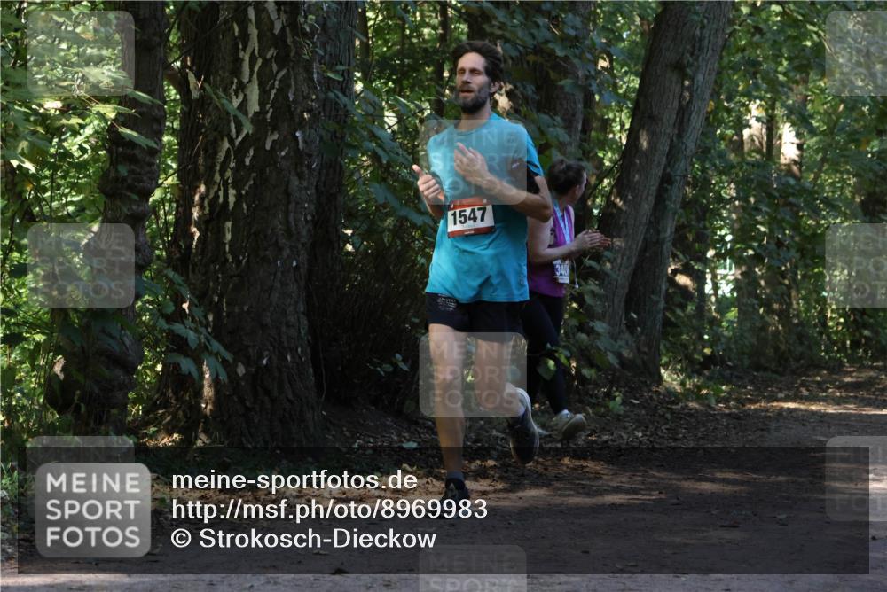 28.09.2025 - 33. Volkslauf durch das schöne Alstertal Strokosch-Dieckow http://msf.ph/oto/8969983 28.09.2025 11:39:29 Laufen 1547 meine-sportfotos.de
