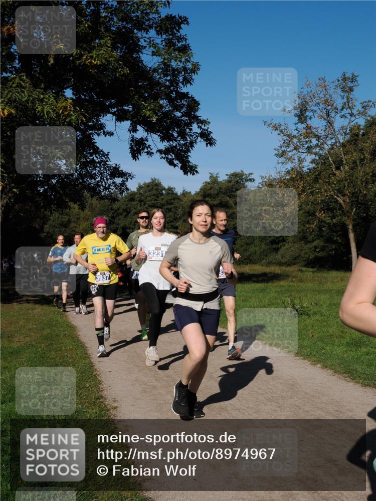 28.09.2025 - 33. Volkslauf durch das schöne Alstertal Fabian Wolf http://msf.ph/oto/8974967 28.09.2025 10:35:35 Laufen 3937, 3231 meine-sportfotos.de