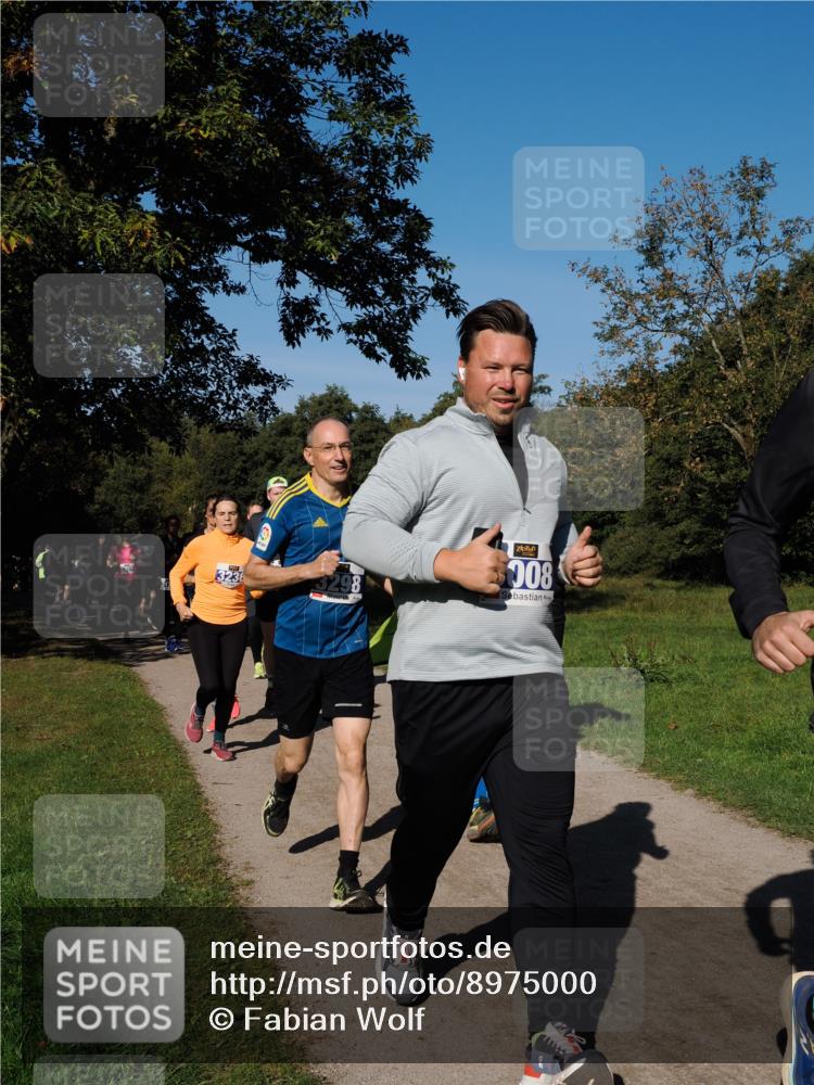 28.09.2025 - 33. Volkslauf durch das schöne Alstertal Fabian Wolf http://msf.ph/oto/8975000 28.09.2025 10:35:39 Laufen 3236, 008 meine-sportfotos.de