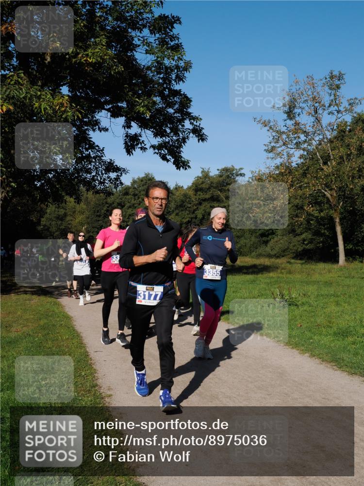 28.09.2025 - 33. Volkslauf durch das schöne Alstertal Fabian Wolf http://msf.ph/oto/8975036 28.09.2025 10:35:44 Laufen 33, 3177, 3355 meine-sportfotos.de