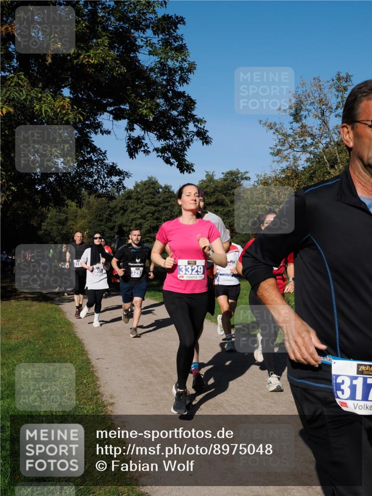 28.09.2025 - 33. Volkslauf durch das schöne Alstertal Fabian Wolf http://msf.ph/oto/8975048 28.09.2025 10:35:45 Laufen 7, 3293, 13329, 317 meine-sportfotos.de