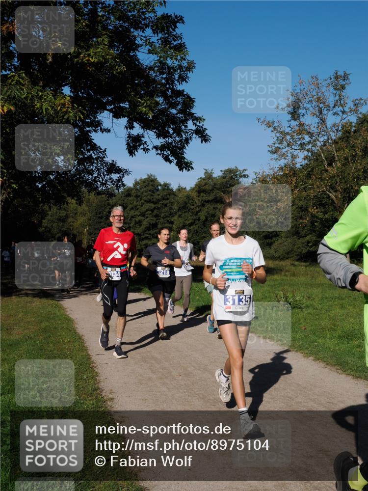 28.09.2025 - 33. Volkslauf durch das schöne Alstertal Fabian Wolf http://msf.ph/oto/8975104 28.09.2025 10:35:54 Laufen 034, 3218, 56, 2025, 3135 meine-sportfotos.de