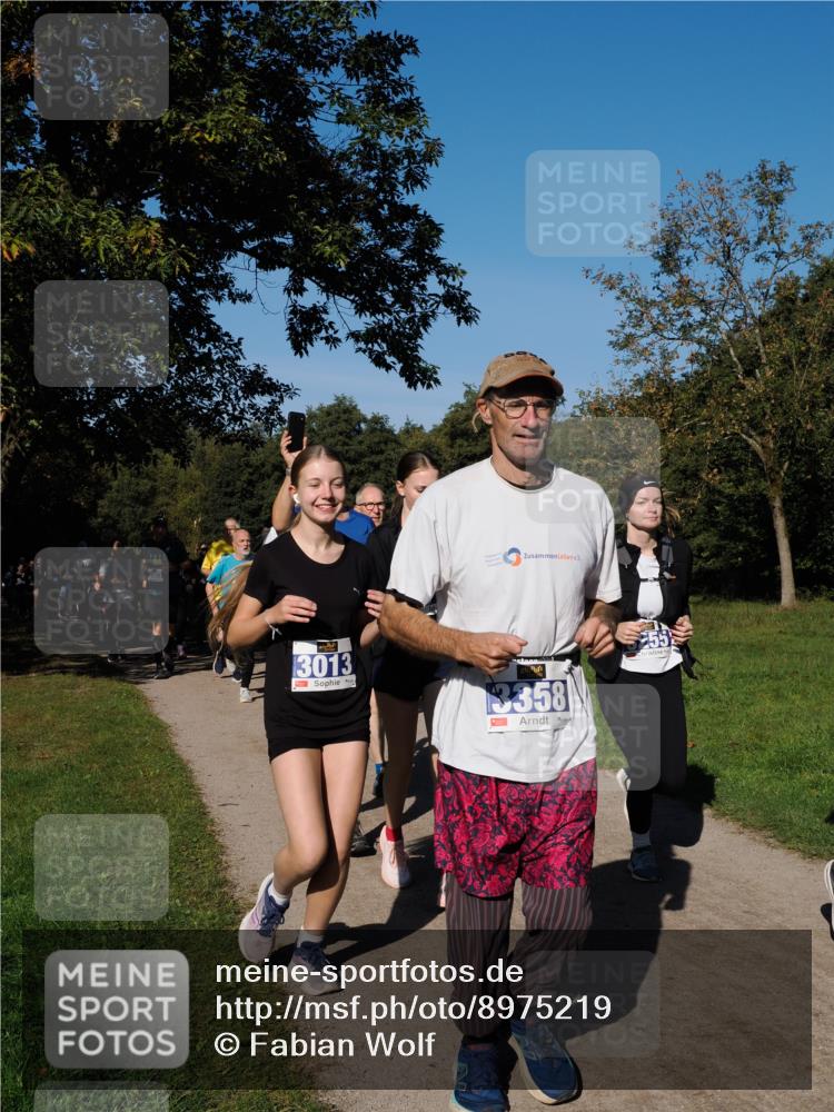 28.09.2025 - 33. Volkslauf durch das schöne Alstertal Fabian Wolf http://msf.ph/oto/8975219 28.09.2025 10:36:10 Laufen 3013, 3358 meine-sportfotos.de