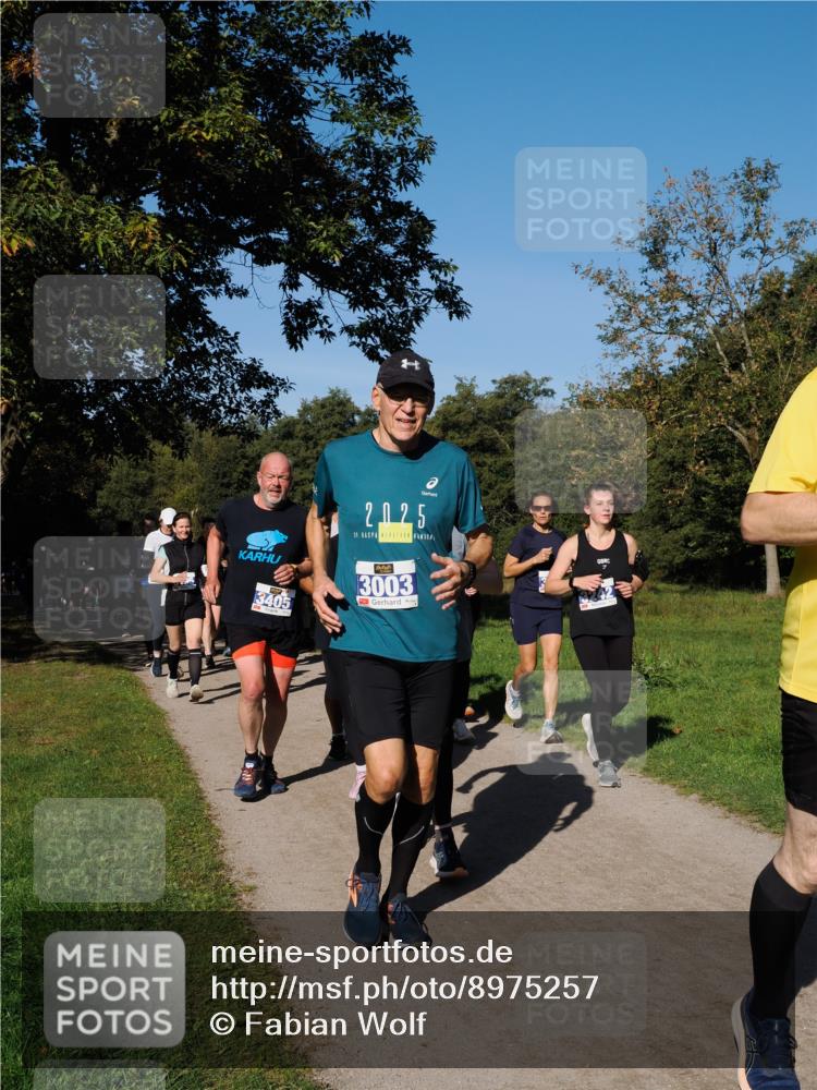 28.09.2025 - 33. Volkslauf durch das schöne Alstertal Fabian Wolf http://msf.ph/oto/8975257 28.09.2025 10:36:14 Laufen 2025, 3405, 3003 meine-sportfotos.de