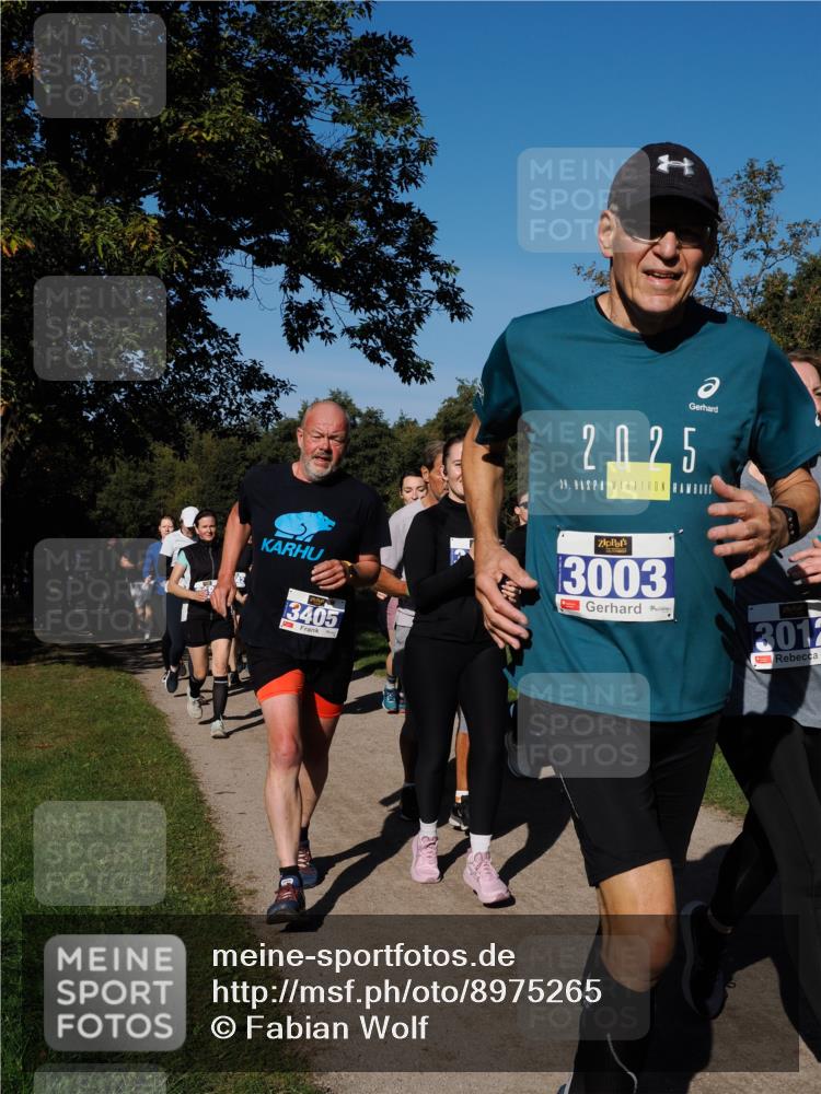 28.09.2025 - 33. Volkslauf durch das schöne Alstertal Fabian Wolf http://msf.ph/oto/8975265 28.09.2025 10:36:15 Laufen 2025, 39, 3405, 3003, 3012 meine-sportfotos.de