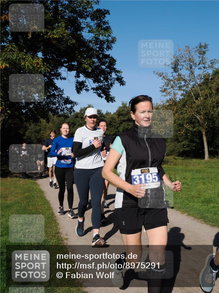 28.09.2025 - 33. Volkslauf durch das schöne Alstertal Fabian Wolf http://msf.ph/oto/8975291 28.09.2025 10:36:18 Laufen 3095, 3195 meine-sportfotos.de