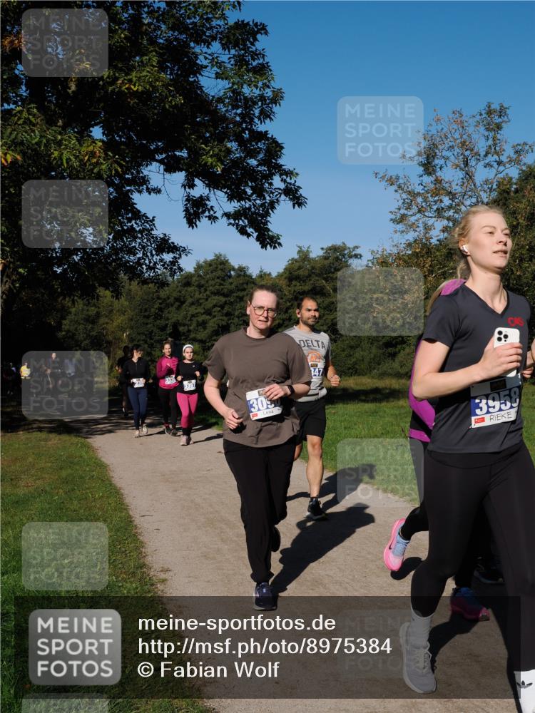 28.09.2025 - 33. Volkslauf durch das schöne Alstertal Fabian Wolf http://msf.ph/oto/8975384 28.09.2025 10:36:30 Laufen 3397, 30, 347, 69, 3958 meine-sportfotos.de