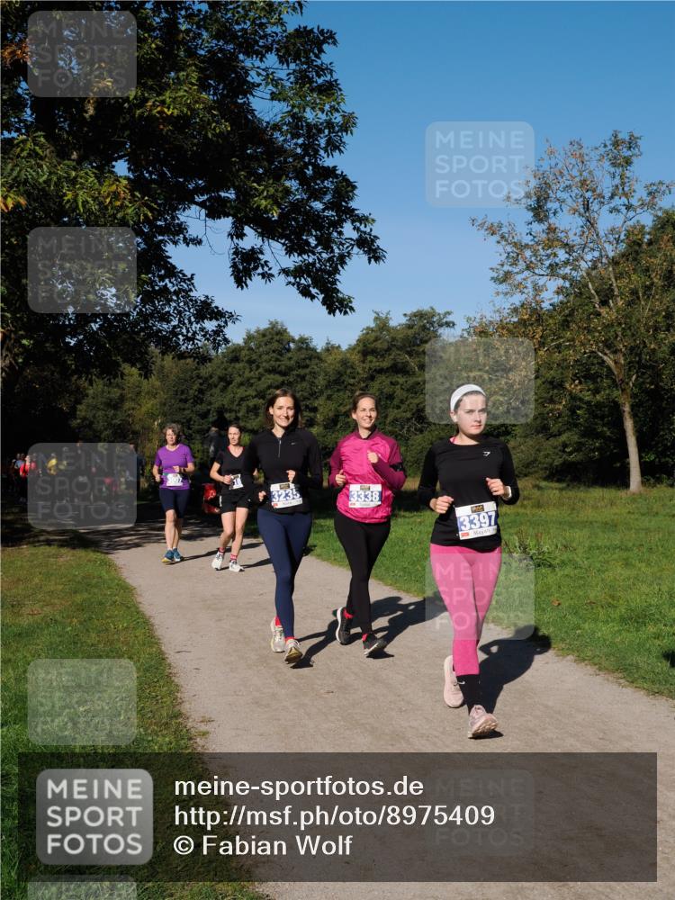 28.09.2025 - 33. Volkslauf durch das schöne Alstertal Fabian Wolf http://msf.ph/oto/8975409 28.09.2025 10:36:33 Laufen 3235, 3338, 3397 meine-sportfotos.de