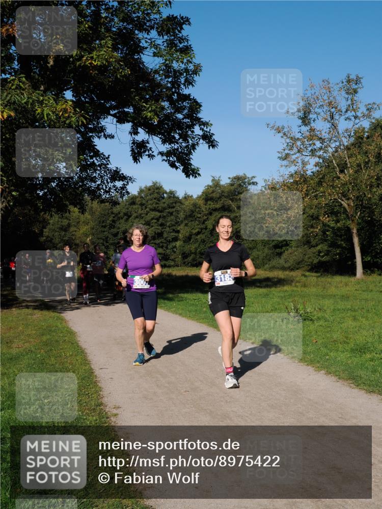28.09.2025 - 33. Volkslauf durch das schöne Alstertal Fabian Wolf http://msf.ph/oto/8975422 28.09.2025 10:36:36 Laufen 3067, 318 meine-sportfotos.de