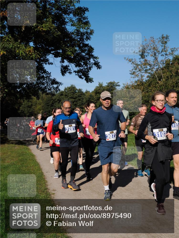 28.09.2025 - 33. Volkslauf durch das schöne Alstertal Fabian Wolf http://msf.ph/oto/8975490 28.09.2025 10:36:46 Laufen 3281, 13072, 3102, 103 meine-sportfotos.de