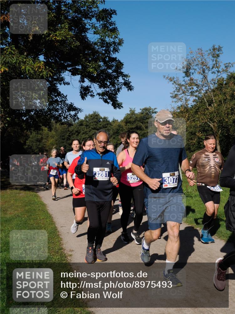 28.09.2025 - 33. Volkslauf durch das schöne Alstertal Fabian Wolf http://msf.ph/oto/8975493 28.09.2025 10:36:46 Laufen 3126, 3281, 325, 3072 meine-sportfotos.de