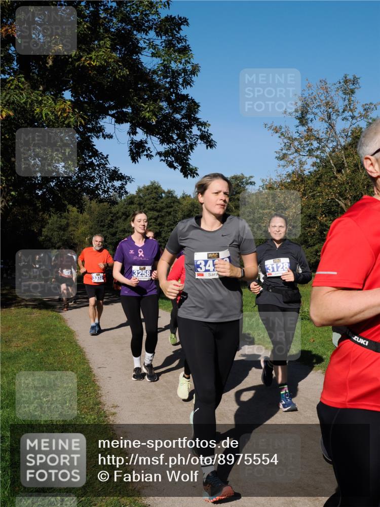 28.09.2025 - 33. Volkslauf durch das schöne Alstertal Fabian Wolf http://msf.ph/oto/8975554 28.09.2025 10:36:53 Laufen 3332, 3258, 34, 3128 meine-sportfotos.de