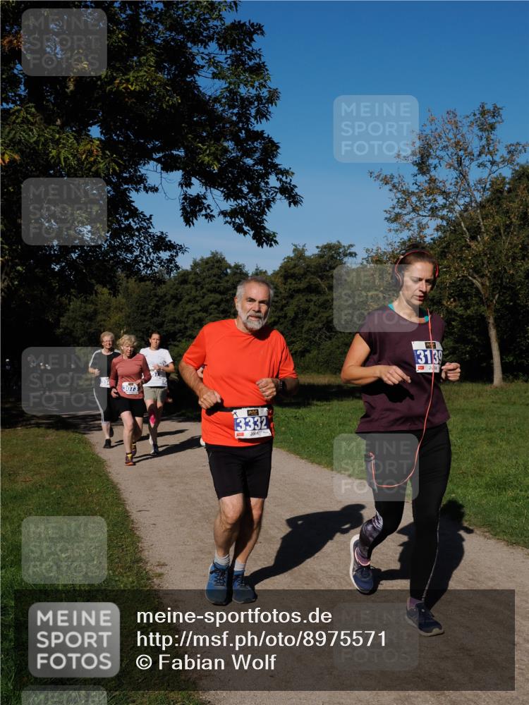 28.09.2025 - 33. Volkslauf durch das schöne Alstertal Fabian Wolf http://msf.ph/oto/8975571 28.09.2025 10:36:55 Laufen 3332, 3139 meine-sportfotos.de