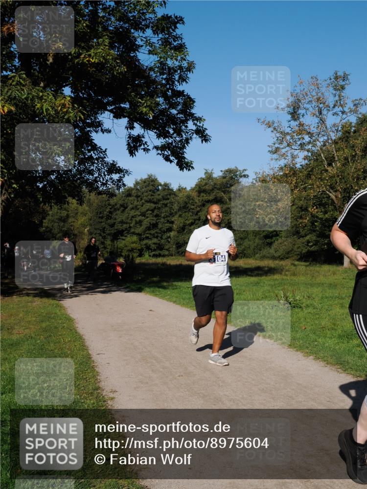 28.09.2025 - 33. Volkslauf durch das schöne Alstertal Fabian Wolf http://msf.ph/oto/8975604 28.09.2025 10:37:00 Laufen 104 meine-sportfotos.de