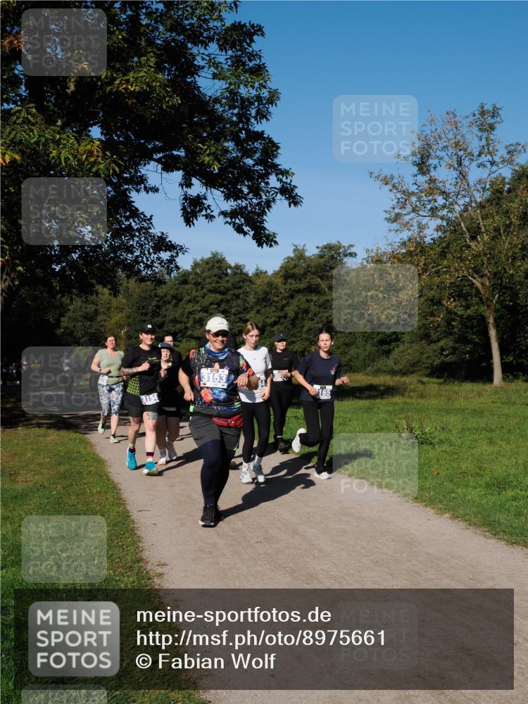 28.09.2025 - 33. Volkslauf durch das schöne Alstertal Fabian Wolf http://msf.ph/oto/8975661 28.09.2025 10:37:13 Laufen 3153, 3154, 165 meine-sportfotos.de