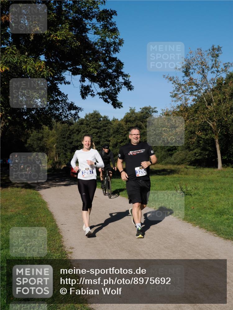 28.09.2025 - 33. Volkslauf durch das schöne Alstertal Fabian Wolf http://msf.ph/oto/8975692 28.09.2025 10:37:20 Laufen 3267, 326 meine-sportfotos.de