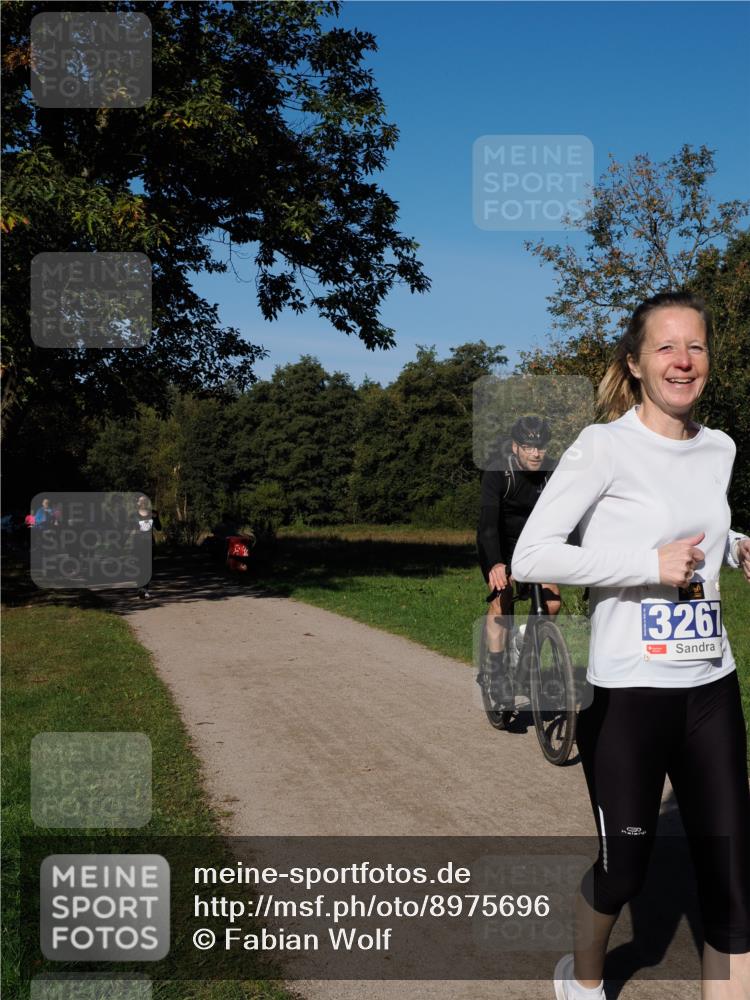 28.09.2025 - 33. Volkslauf durch das schöne Alstertal Fabian Wolf http://msf.ph/oto/8975696 28.09.2025 10:37:22 Laufen 3261 meine-sportfotos.de