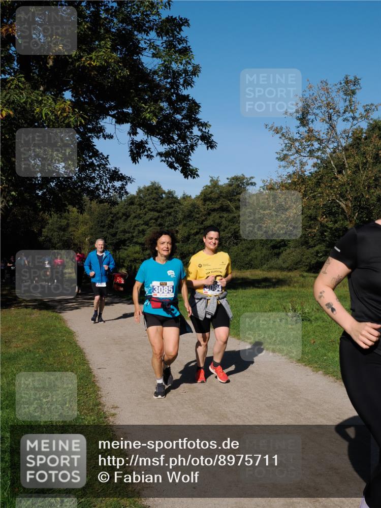 28.09.2025 - 33. Volkslauf durch das schöne Alstertal Fabian Wolf http://msf.ph/oto/8975711 28.09.2025 10:37:32 Laufen 3085 meine-sportfotos.de