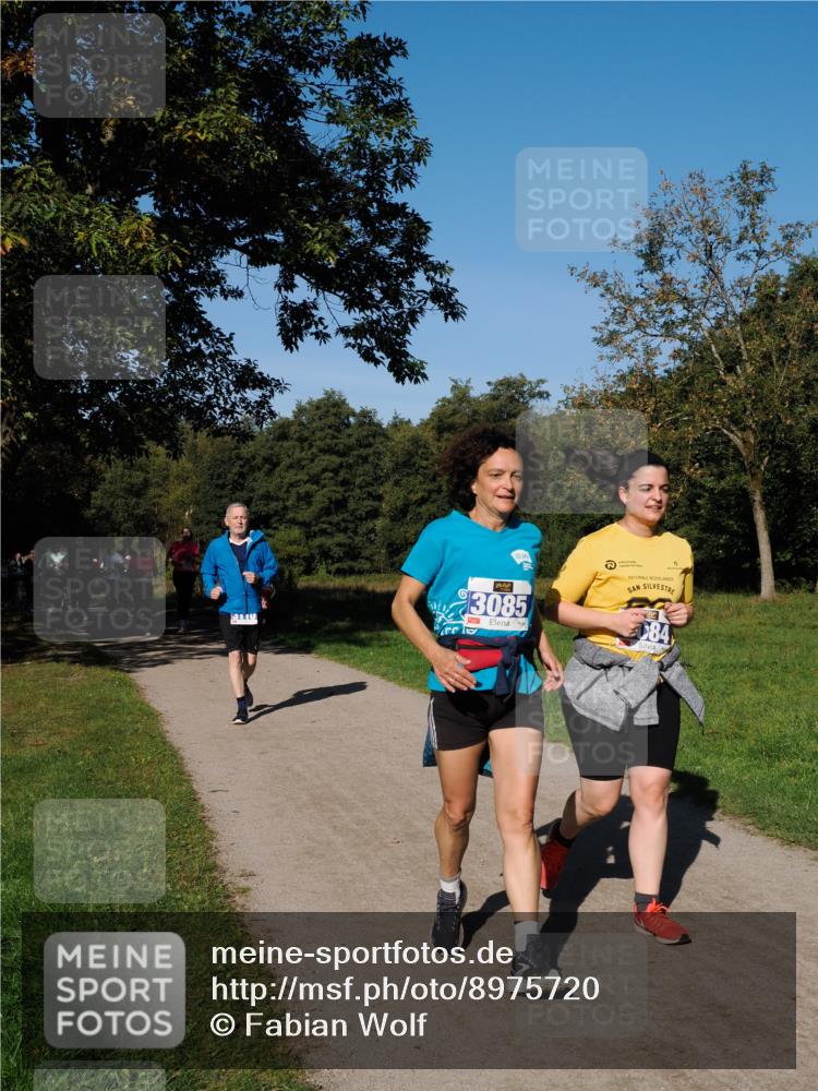 28.09.2025 - 33. Volkslauf durch das schöne Alstertal Fabian Wolf http://msf.ph/oto/8975720 28.09.2025 10:37:33 Laufen 3085, 084 meine-sportfotos.de