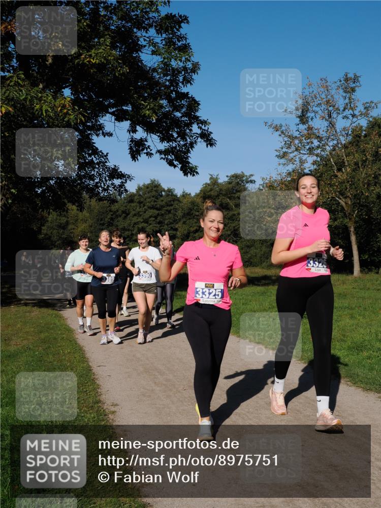 28.09.2025 - 33. Volkslauf durch das schöne Alstertal Fabian Wolf http://msf.ph/oto/8975751 28.09.2025 10:37:42 Laufen 8389, 3390, 13325, 3326 meine-sportfotos.de