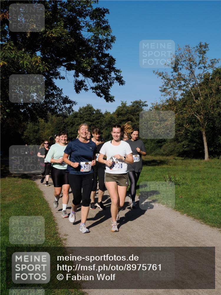 28.09.2025 - 33. Volkslauf durch das schöne Alstertal Fabian Wolf http://msf.ph/oto/8975761 28.09.2025 10:37:44 Laufen 3389, 390, 158 meine-sportfotos.de