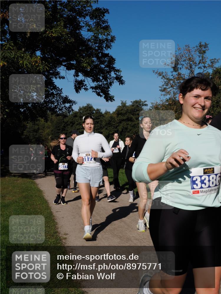 28.09.2025 - 33. Volkslauf durch das schöne Alstertal Fabian Wolf http://msf.ph/oto/8975771 28.09.2025 10:37:46 Laufen 3077, 172, 3386 meine-sportfotos.de