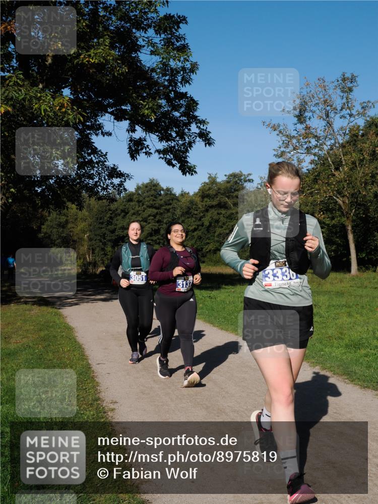 28.09.2025 - 33. Volkslauf durch das schöne Alstertal Fabian Wolf http://msf.ph/oto/8975819 28.09.2025 10:37:55 Laufen 3051, 3137, 3336 meine-sportfotos.de