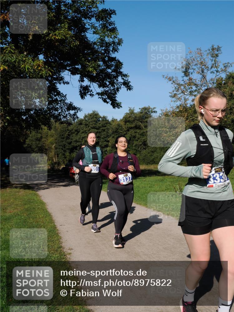 28.09.2025 - 33. Volkslauf durch das schöne Alstertal Fabian Wolf http://msf.ph/oto/8975822 28.09.2025 10:37:55 Laufen 051, 3137, 3336 meine-sportfotos.de