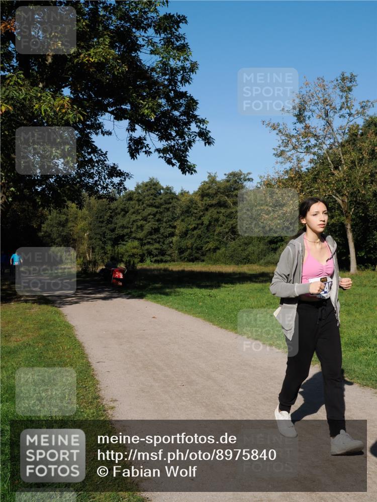 28.09.2025 - 33. Volkslauf durch das schöne Alstertal Fabian Wolf http://msf.ph/oto/8975840 28.09.2025 10:37:57 Laufen  meine-sportfotos.de