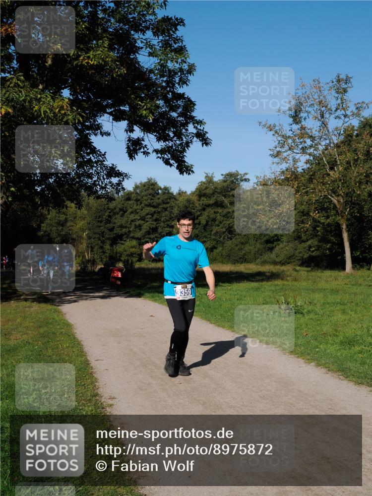 28.09.2025 - 33. Volkslauf durch das schöne Alstertal Fabian Wolf http://msf.ph/oto/8975872 28.09.2025 10:38:15 Laufen 3359 meine-sportfotos.de