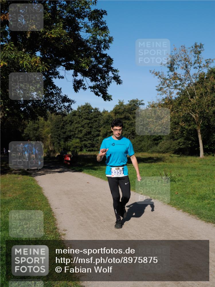 28.09.2025 - 33. Volkslauf durch das schöne Alstertal Fabian Wolf http://msf.ph/oto/8975875 28.09.2025 10:38:16 Laufen 3359 meine-sportfotos.de