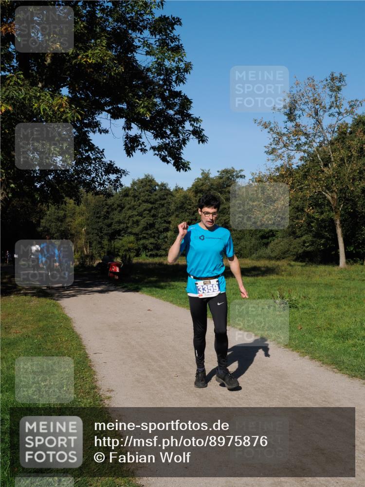 28.09.2025 - 33. Volkslauf durch das schöne Alstertal Fabian Wolf http://msf.ph/oto/8975876 28.09.2025 10:38:16 Laufen 3359 meine-sportfotos.de