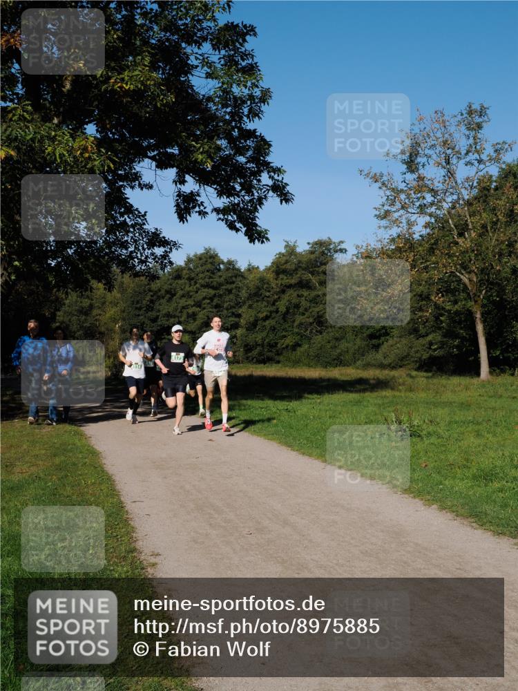 28.09.2025 - 33. Volkslauf durch das schöne Alstertal Fabian Wolf http://msf.ph/oto/8975885 28.09.2025 10:38:20 Laufen 4175 meine-sportfotos.de