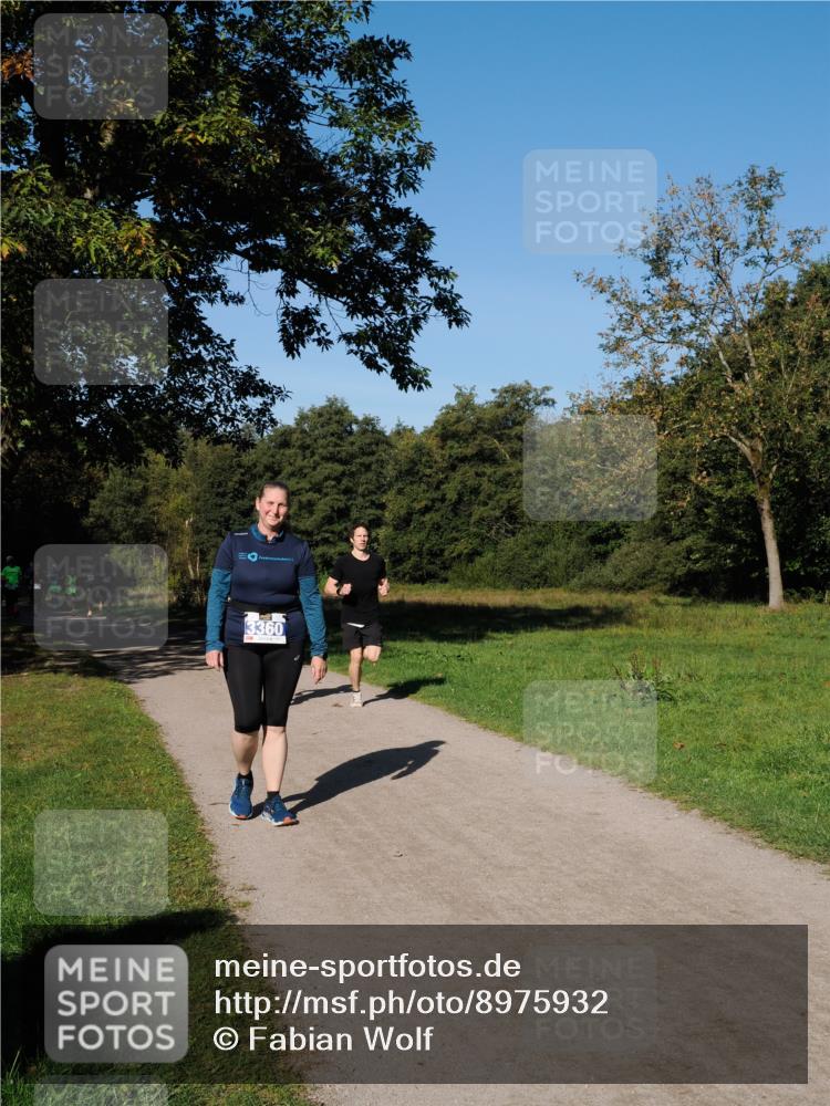28.09.2025 - 33. Volkslauf durch das schöne Alstertal Fabian Wolf http://msf.ph/oto/8975932 28.09.2025 10:38:31 Laufen 3360 meine-sportfotos.de