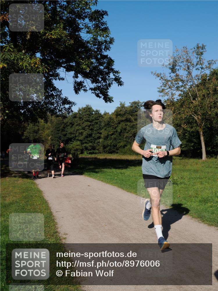 28.09.2025 - 33. Volkslauf durch das schöne Alstertal Fabian Wolf http://msf.ph/oto/8976006 28.09.2025 10:38:44 Laufen  meine-sportfotos.de