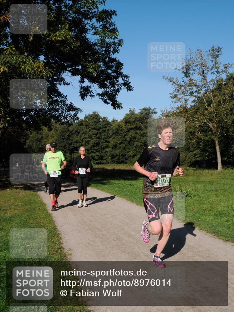 28.09.2025 - 33. Volkslauf durch das schöne Alstertal Fabian Wolf http://msf.ph/oto/8976014 28.09.2025 10:38:48 Laufen 3354, 3353, 4075 meine-sportfotos.de