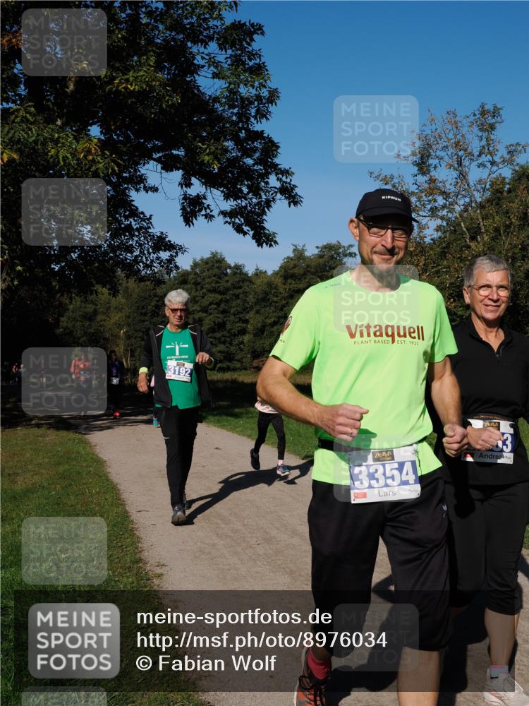 28.09.2025 - 33. Volkslauf durch das schöne Alstertal Fabian Wolf http://msf.ph/oto/8976034 28.09.2025 10:38:52 Laufen 3192, 1922, 3354, 3 meine-sportfotos.de