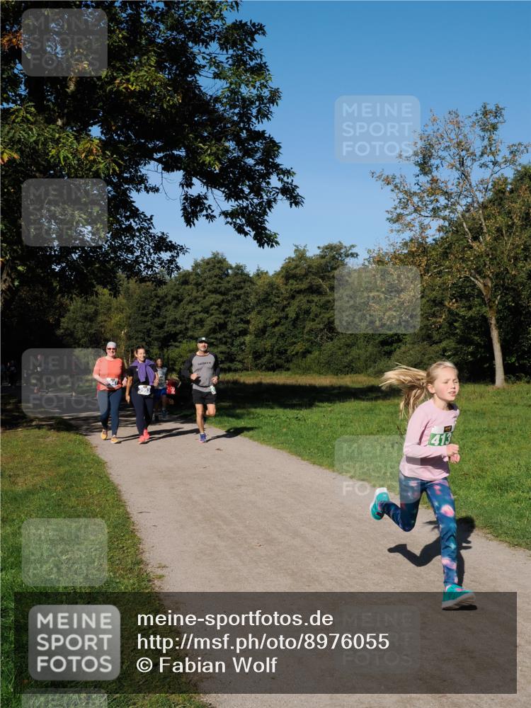28.09.2025 - 33. Volkslauf durch das schöne Alstertal Fabian Wolf http://msf.ph/oto/8976055 28.09.2025 10:38:55 Laufen 413 meine-sportfotos.de