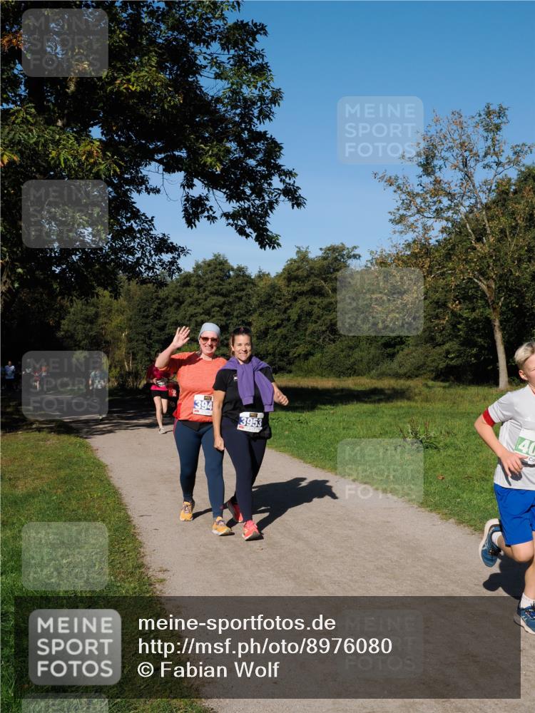 28.09.2025 - 33. Volkslauf durch das schöne Alstertal Fabian Wolf http://msf.ph/oto/8976080 28.09.2025 10:38:59 Laufen 394, 3953 meine-sportfotos.de