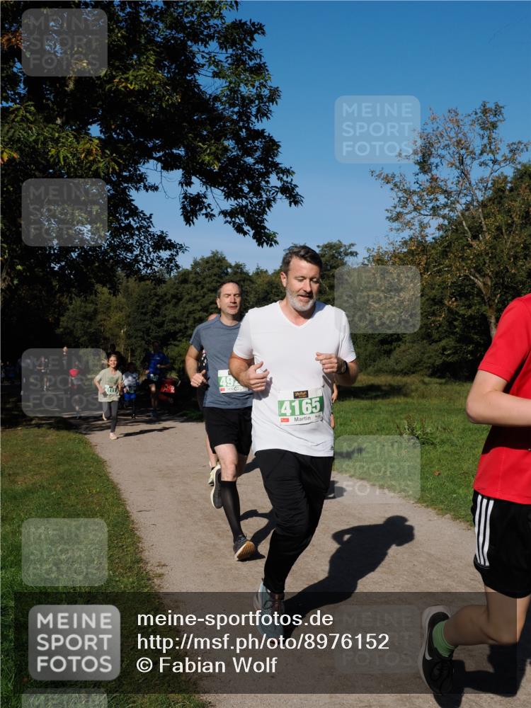 28.09.2025 - 33. Volkslauf durch das schöne Alstertal Fabian Wolf http://msf.ph/oto/8976152 28.09.2025 10:39:12 Laufen 49, 4165 meine-sportfotos.de