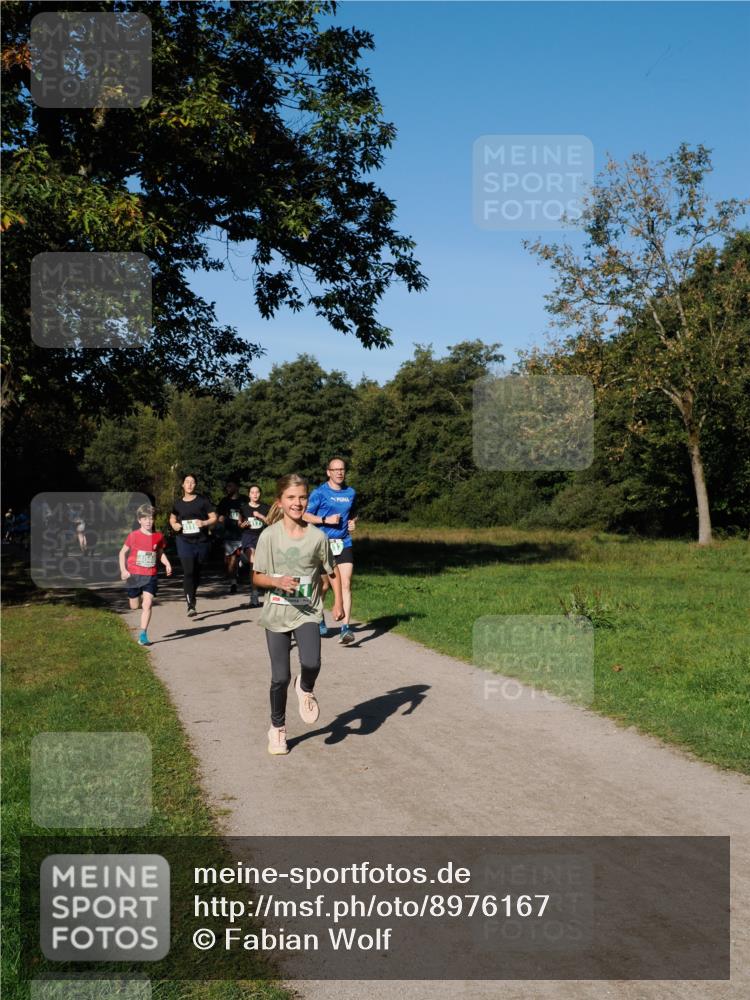 28.09.2025 - 33. Volkslauf durch das schöne Alstertal Fabian Wolf http://msf.ph/oto/8976167 28.09.2025 10:39:14 Laufen  meine-sportfotos.de