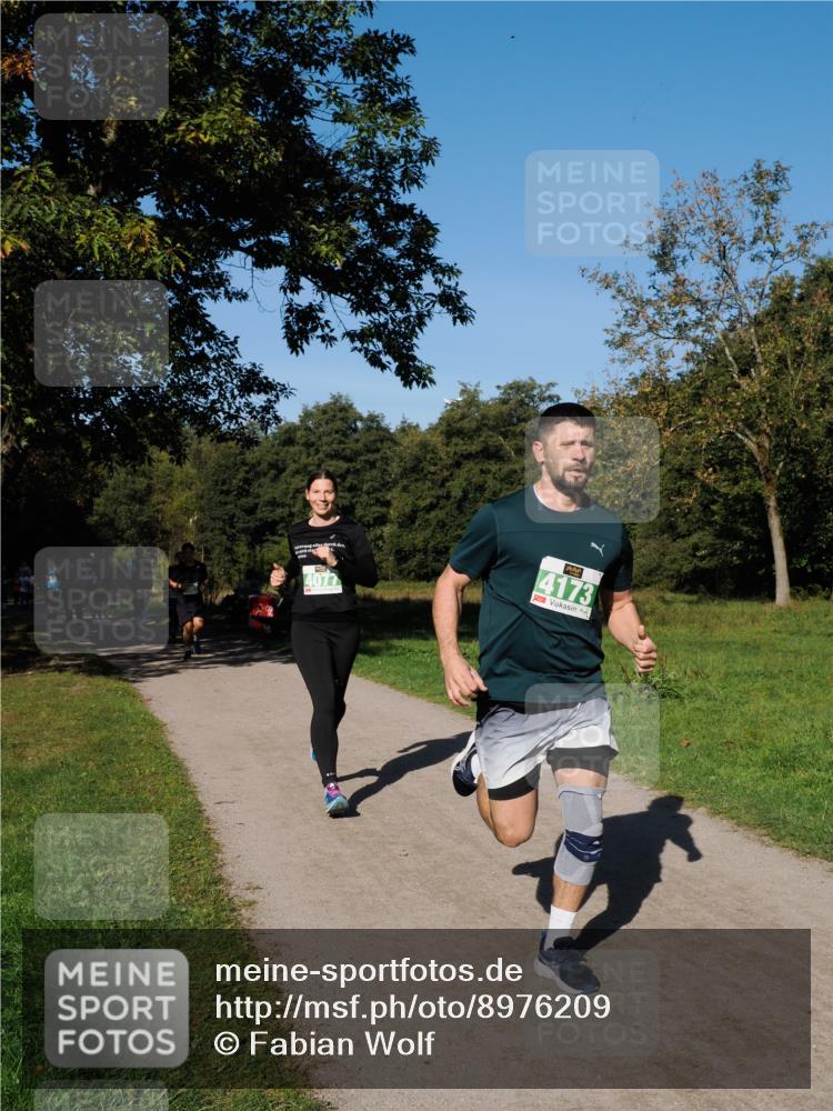 28.09.2025 - 33. Volkslauf durch das schöne Alstertal Fabian Wolf http://msf.ph/oto/8976209 28.09.2025 10:39:18 Laufen 4173, 4077 meine-sportfotos.de