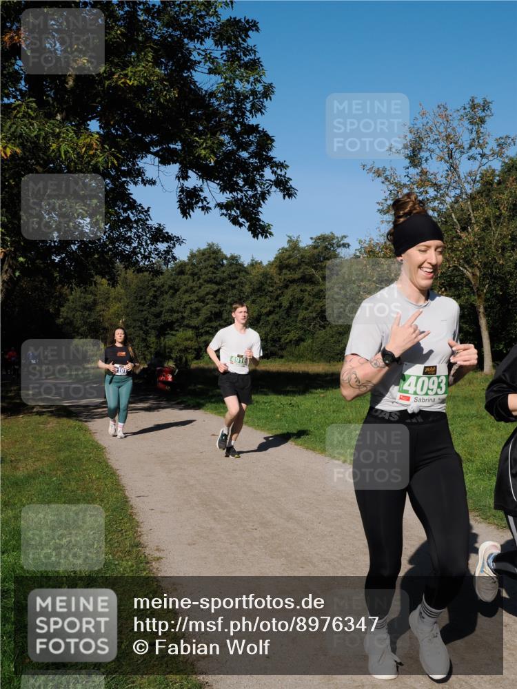 28.09.2025 - 33. Volkslauf durch das schöne Alstertal Fabian Wolf http://msf.ph/oto/8976347 28.09.2025 10:39:43 Laufen 4093 meine-sportfotos.de