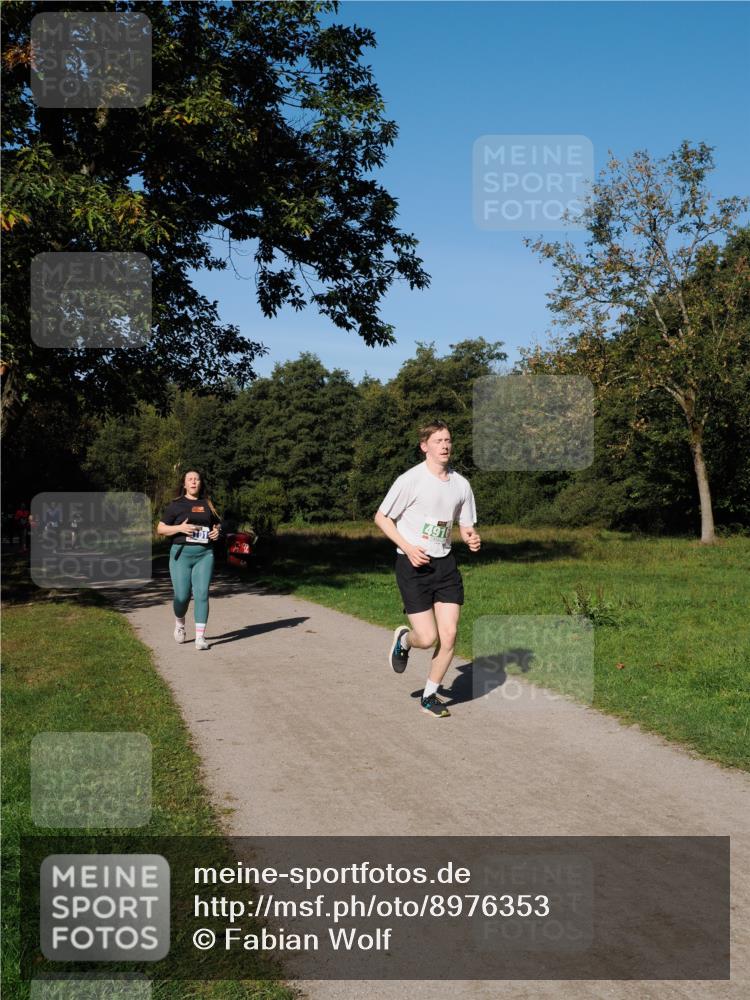 28.09.2025 - 33. Volkslauf durch das schöne Alstertal Fabian Wolf http://msf.ph/oto/8976353 28.09.2025 10:39:44 Laufen  meine-sportfotos.de