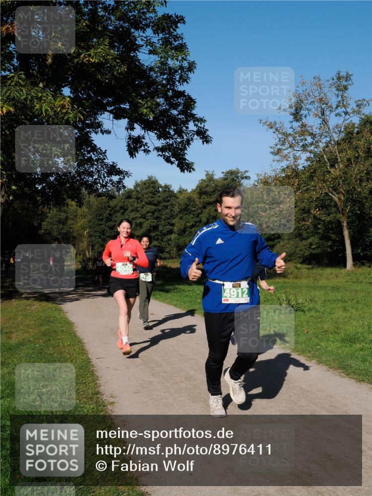 28.09.2025 - 33. Volkslauf durch das schöne Alstertal Fabian Wolf http://msf.ph/oto/8976411 28.09.2025 10:39:56 Laufen 4046, 4912 meine-sportfotos.de