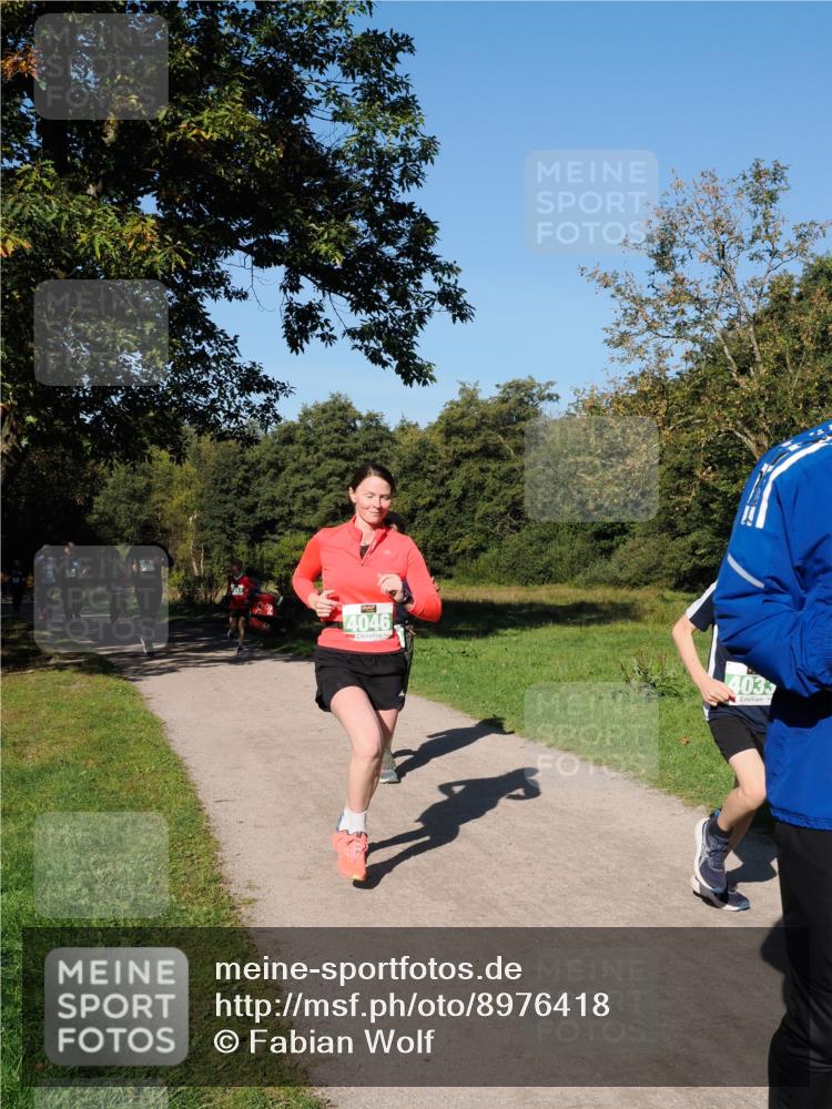 28.09.2025 - 33. Volkslauf durch das schöne Alstertal Fabian Wolf http://msf.ph/oto/8976418 28.09.2025 10:39:56 Laufen 4046, 4035 meine-sportfotos.de