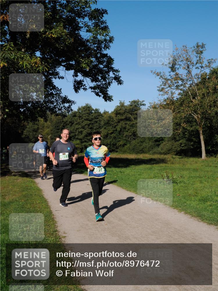 28.09.2025 - 33. Volkslauf durch das schöne Alstertal Fabian Wolf http://msf.ph/oto/8976472 28.09.2025 10:40:03 Laufen 4012, 4013, 4919 meine-sportfotos.de