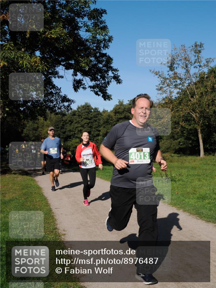 28.09.2025 - 33. Volkslauf durch das schöne Alstertal Fabian Wolf http://msf.ph/oto/8976487 28.09.2025 10:40:05 Laufen 4012, 4013, 4060 meine-sportfotos.de