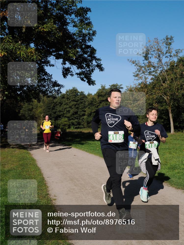 28.09.2025 - 33. Volkslauf durch das schöne Alstertal Fabian Wolf http://msf.ph/oto/8976516 28.09.2025 10:40:10 Laufen 4186, 4084, 4187 meine-sportfotos.de