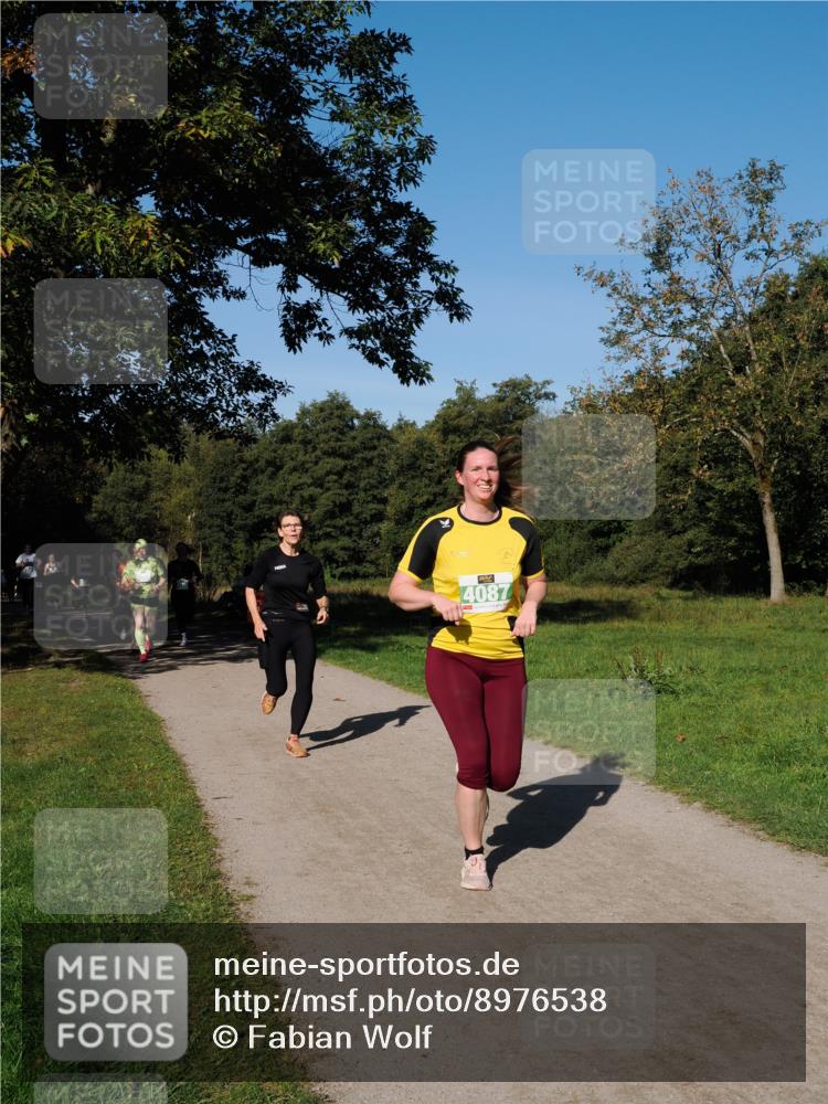 28.09.2025 - 33. Volkslauf durch das schöne Alstertal Fabian Wolf http://msf.ph/oto/8976538 28.09.2025 10:40:13 Laufen 44087 meine-sportfotos.de
